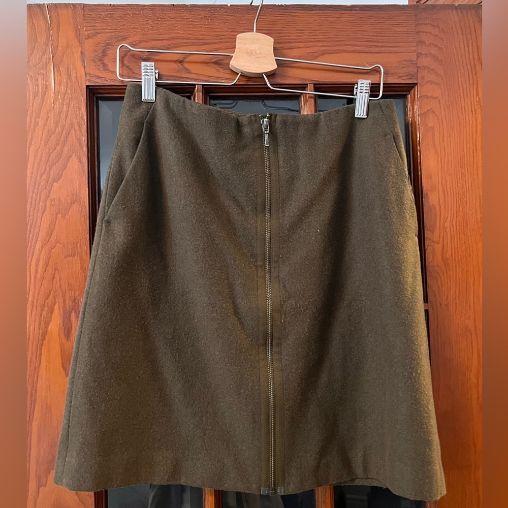 Wool skirt